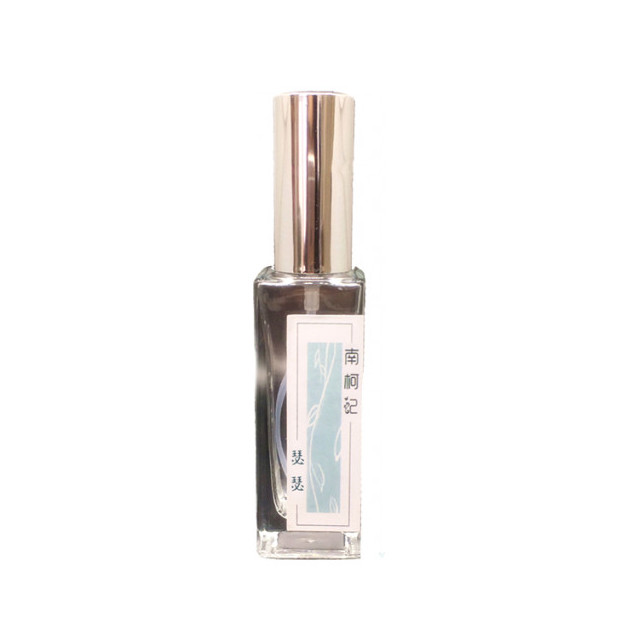 Immagine del profumo Rustle 瑟瑟 di 南柯记 Nankeji