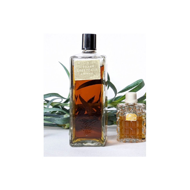 Immagine del profumo Anniversary of the Soviet Army eau de cologne – Юбилей Советской армии одеколон di Nouvelle Etoile – Новая Заря