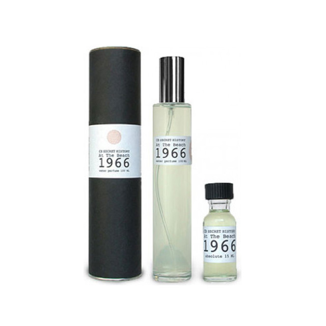 Immagine del profumo At The Beach 1966 di CB I Hate Perfume