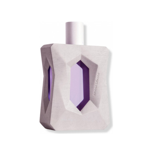 Immagine del profumo God Is A Woman di Ariana Grande