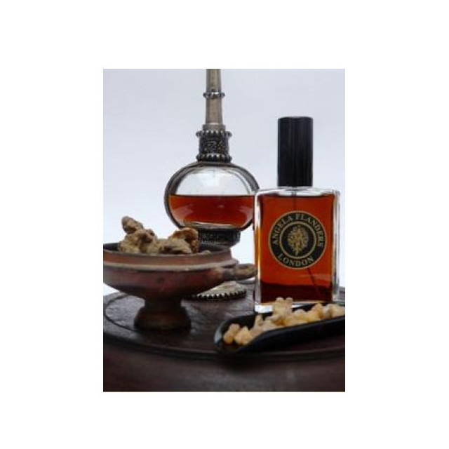 Immagine del profumo Amber Noir di Angela Flanders