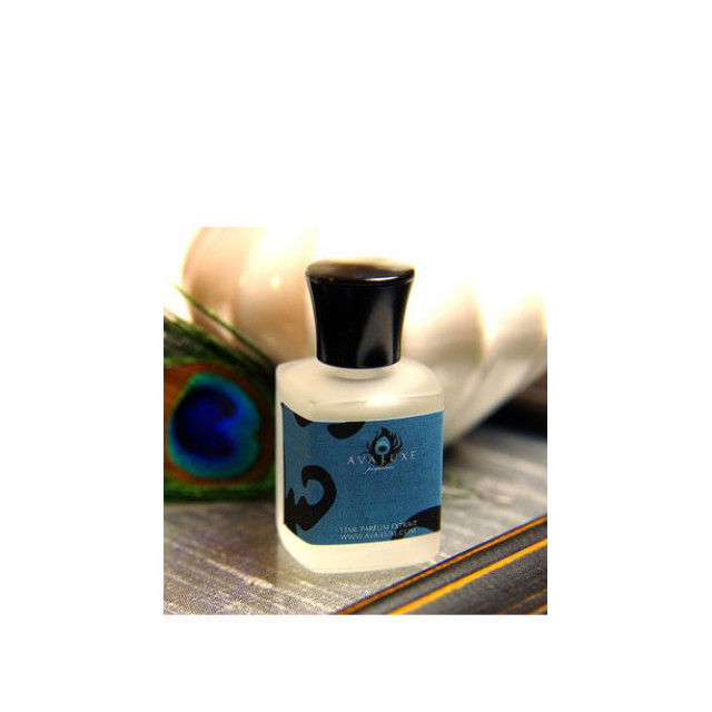 Immagine del profumo Love's True Bluish Light di Ava Luxe