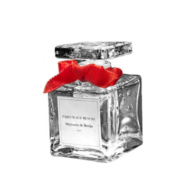 Immagine del profumo Le Pret-a-Parfumer Yin: Floral Water di Stéphanie de Bruijn - Parfum sur Mesure